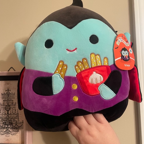 Squishmallows Halloween 12" Vince the Vampire - Picture 1 of 3